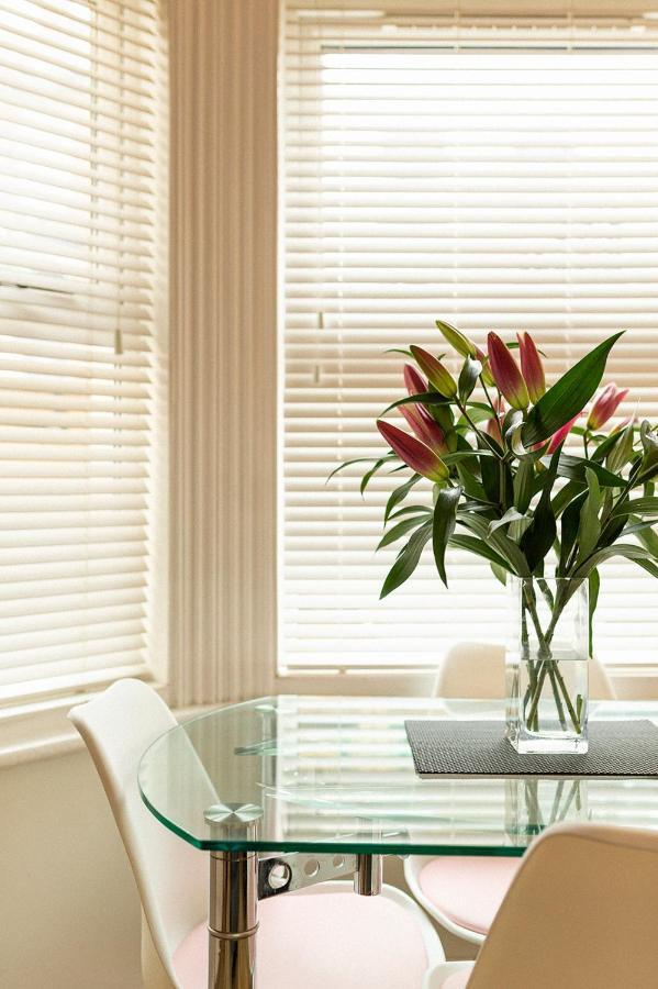 Stylish & Cosy Margate Escape With Hot Tub And Log Burner Dogs Welcome Esterno foto