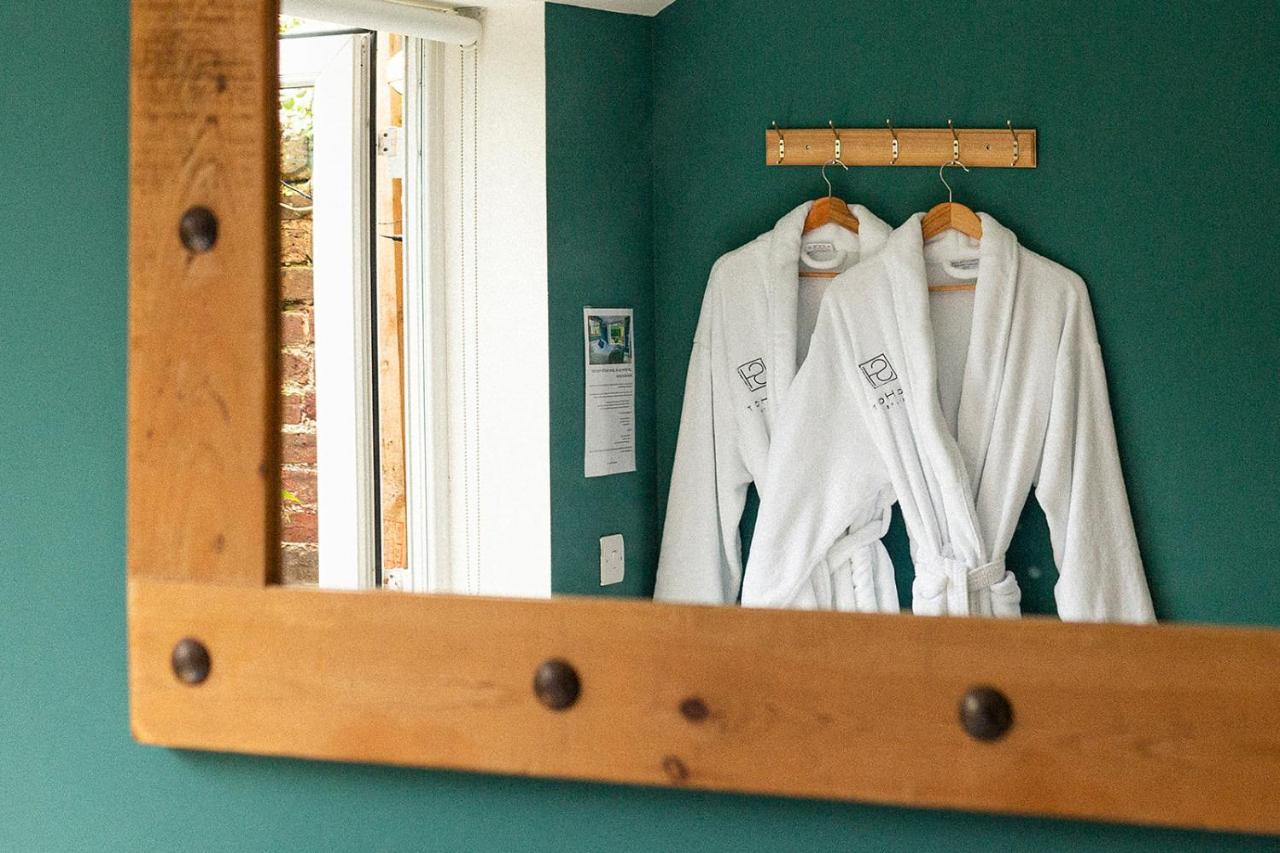 Stylish & Cosy Margate Escape With Hot Tub And Log Burner Dogs Welcome Esterno foto